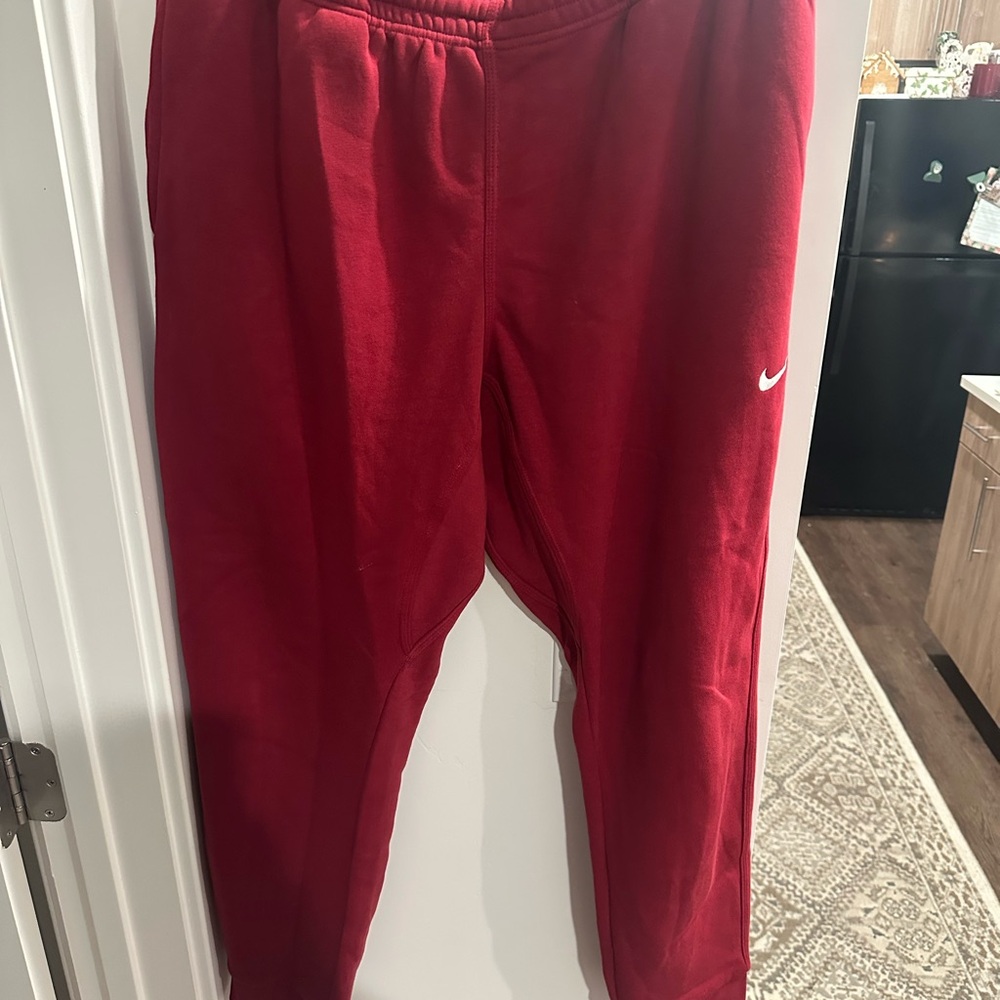 Nike Womens Red Sweatpants